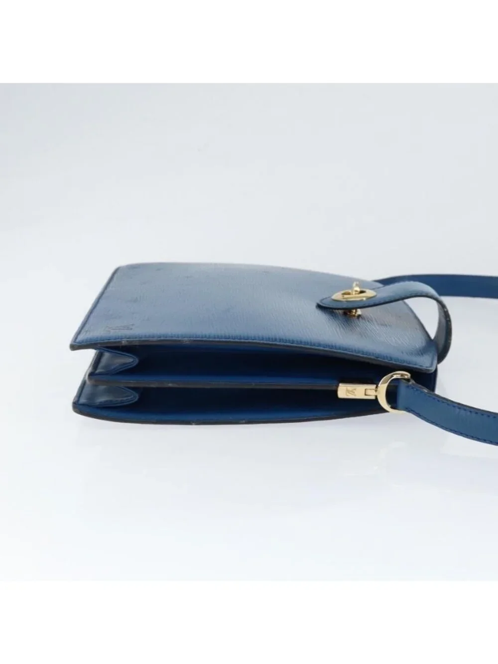 Authentic LOUIS VUITTON Epi Capuchin Shoulder Bag Blue M52345 LV